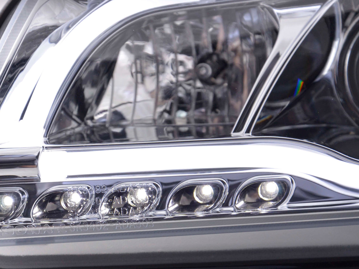 Scheinwerfer Set Daylight LED TFL-Optik Audi A3 Typ 8P/8PA Bj. 03-08 chrom