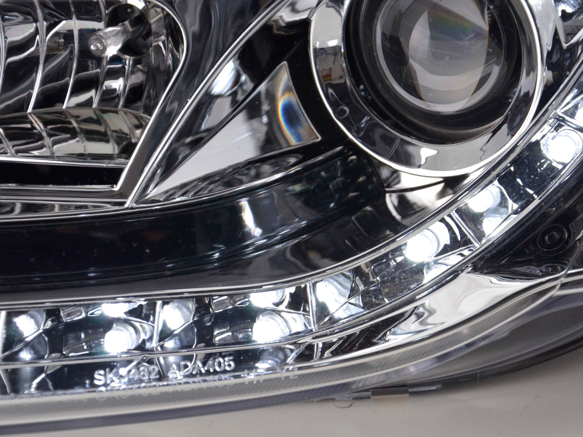 Scheinwerfer Set Daylight LED Tagfahrlicht Audi A4 Typ 8E Bj. 04-08 chrom