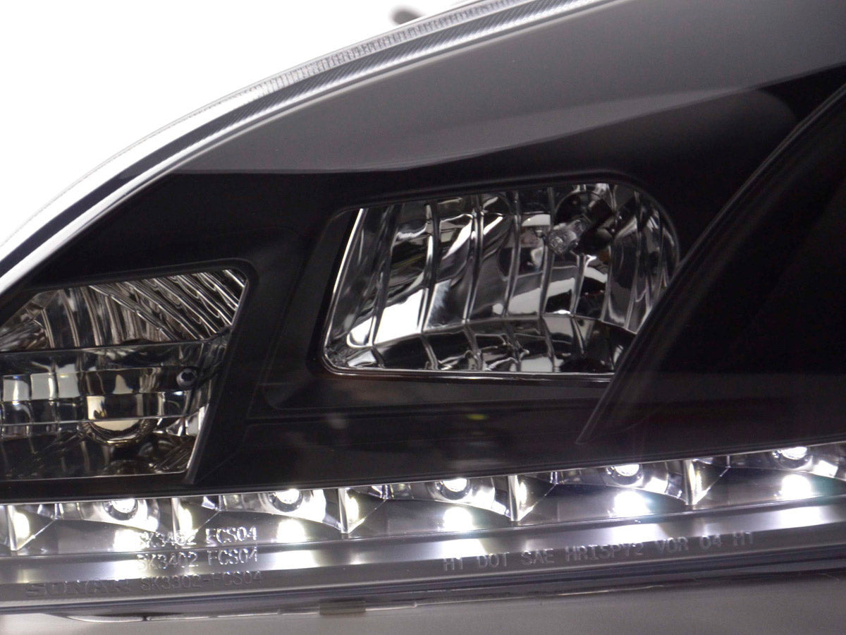 Scheinwerfer Set Daylight LED TFL-Optik Ford Focus 4/5-trg. Bj. 05-08 schwarz
