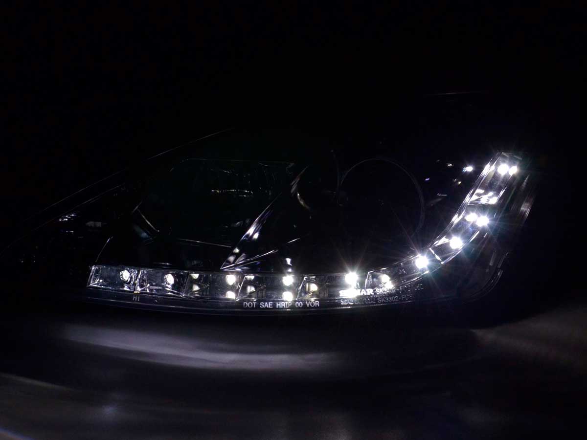 Scheinwerfer Set Daylight LED TFL-Optik Ford Focus 3/4/5-trg. Bj. 98-01 chrom