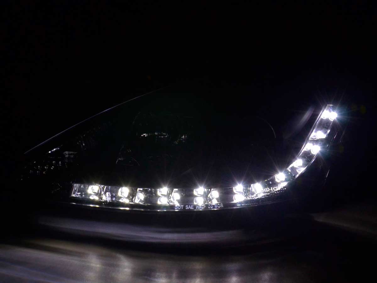 Scheinwerfer Set Daylight LED TFL-Optik Ford Focus 3/4/5-trg. Bj. 98-01 schwarz