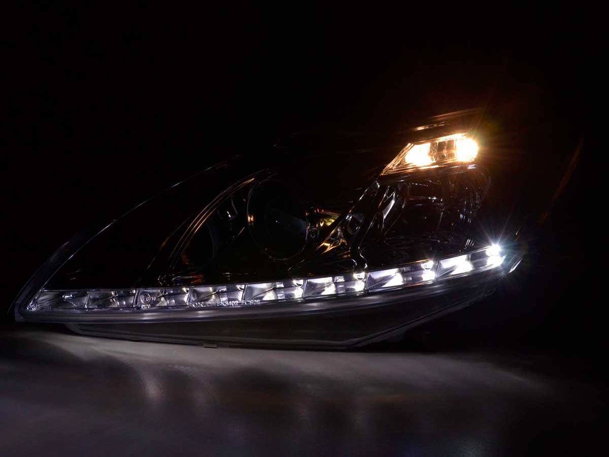 Scheinwerfer Set Daylight LED TFL-Optik Ford Focus 3/5-trg.  08-10 chrom