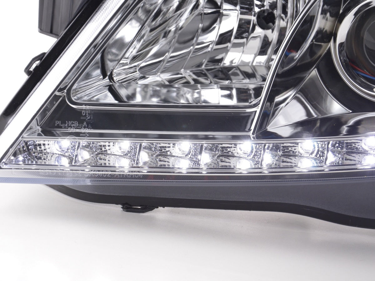 Scheinwerfer Set Daylight LED TFL-Optik Opel Astra H Bj. 04-10 chrom für Rechtslenker