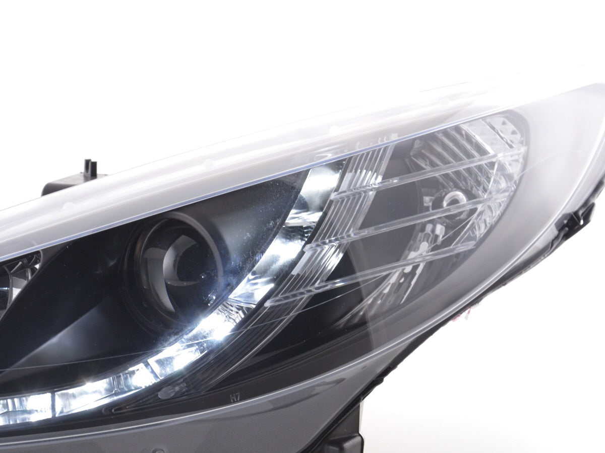LED Tagfahrlicht Design Scheinwerfer für Peugeot 207 06-12 schwarz