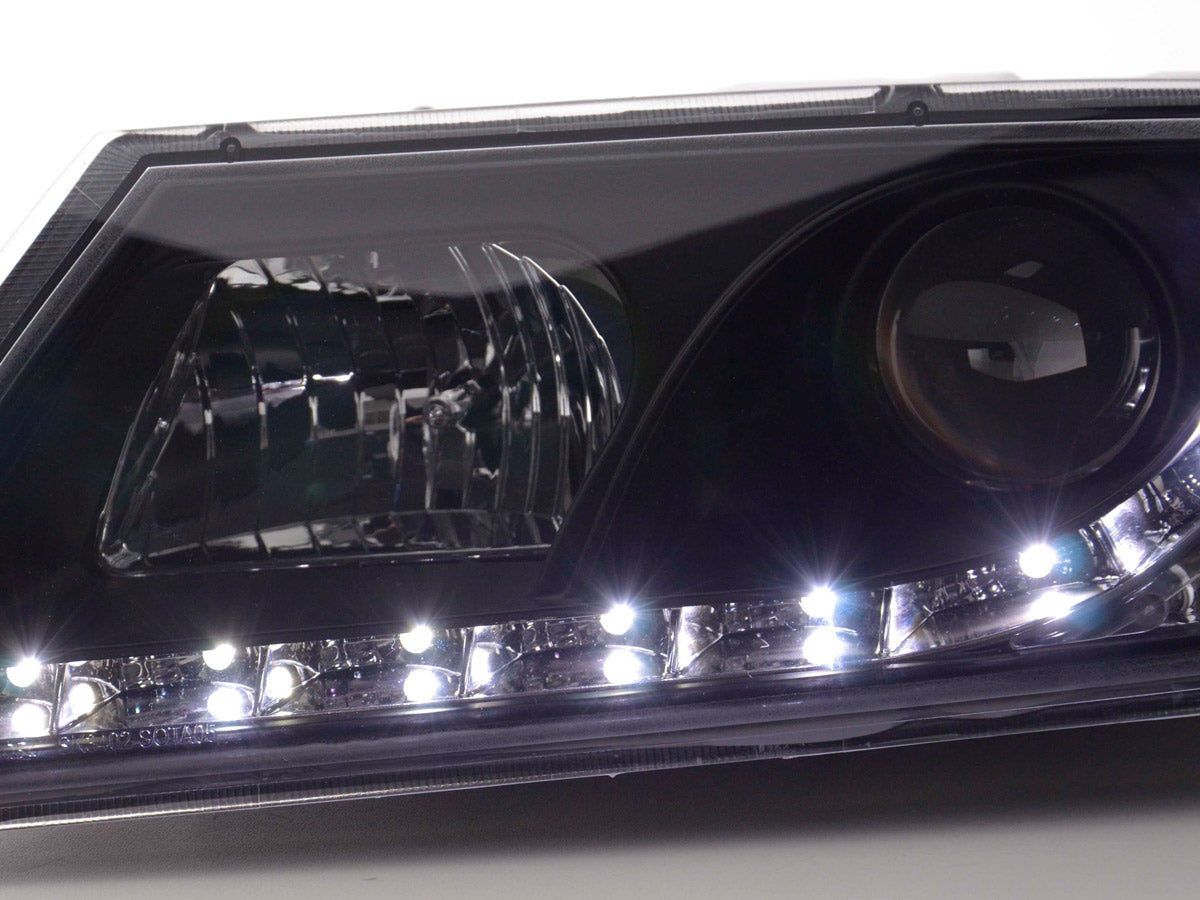 Scheinwerfer Set Daylight LED TFL-Optik Skoda Octavia Typ 1Z Bj. 04-08 schwarz