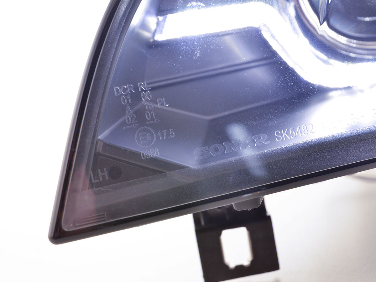 Scheinwerfer RECHTS Xenon Daylight LED Tagfahrlicht BMW X5 E70  06-10 schwarz