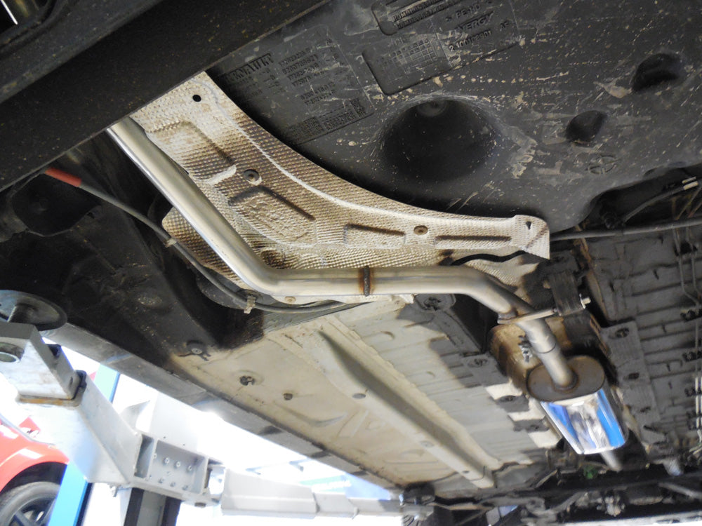 Dacia Duster 4x2 - Frontantrieb Vorschalldämpfer