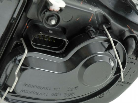 Scheinwerfer VW Bora Typ 1J  98-05 schwarz