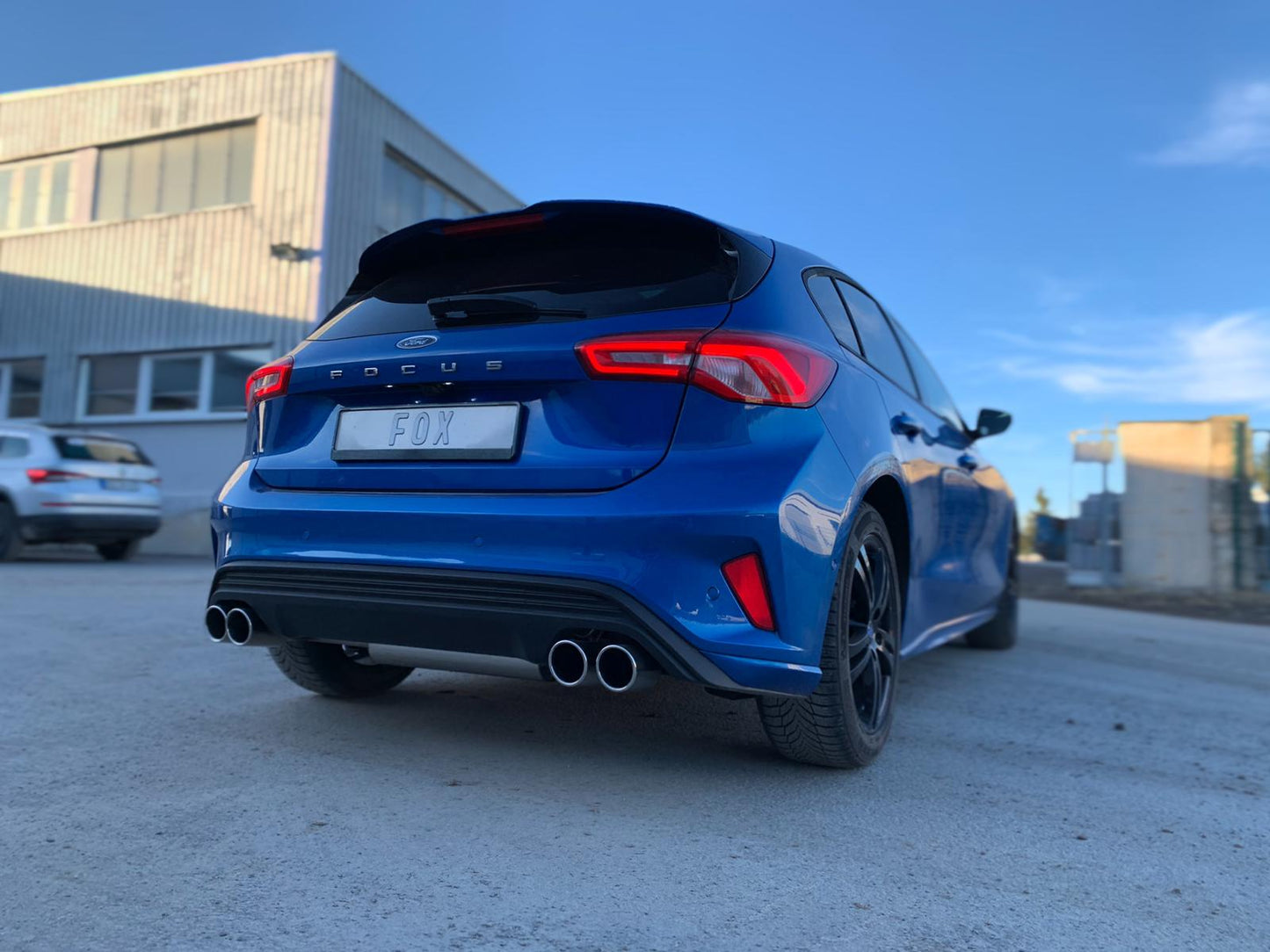 Ford Focus IV ST-Line - Einzelradaufhängung Endschalldämpfer Ausgang rechts/links - 2x90 Typ 16 rechts/links