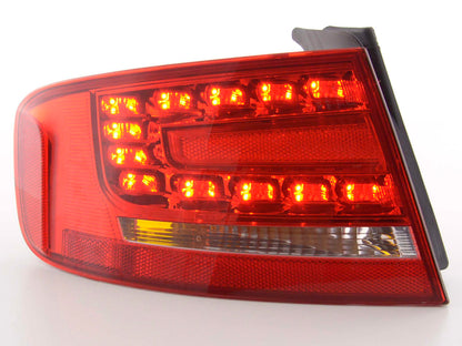 Zubehör Rückleuchte links Audi A4 B8 8K Limousine Bj. 07- rot/klar