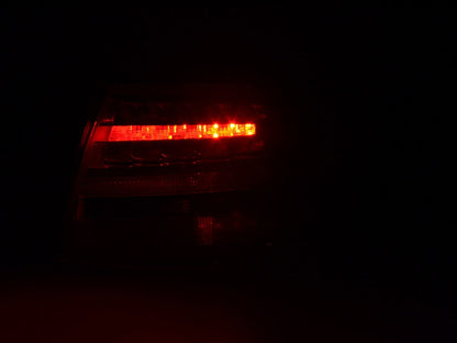 Verschleißteile Rückleuchte LED rechts Audi A4 Avant (8K) Bj. 08-11 rot/klar