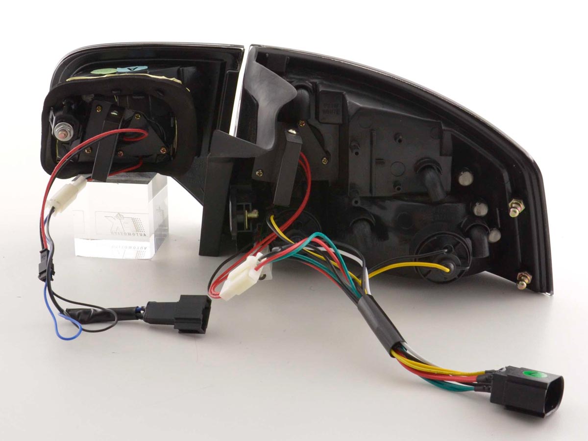 LED Rückleuchten Set Audi A4 Limousine Typ 8E Bj. 04-07 schwarz