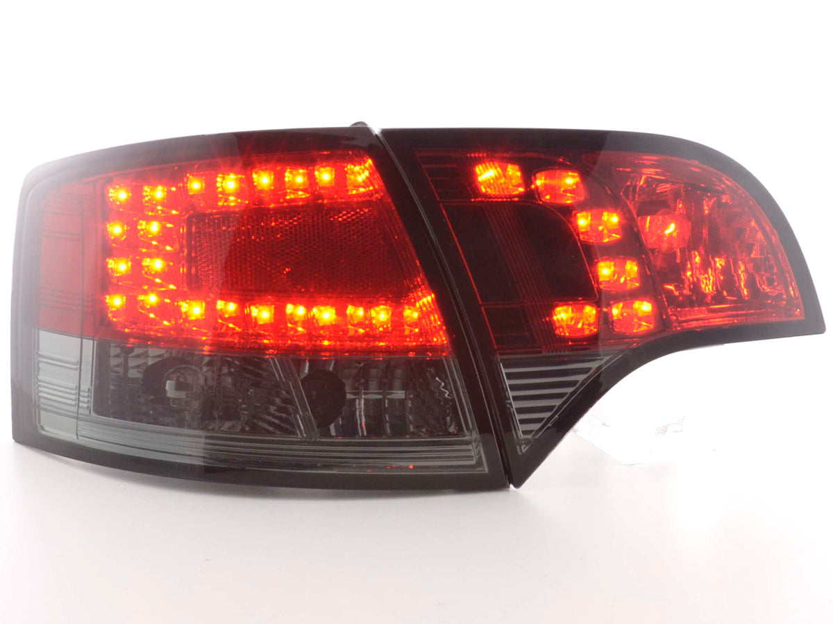 LED Rückleuchten Set Audi A4 Avant Typ 8E Bj. 04-08 rot/schwarz