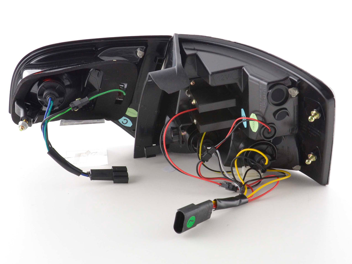LED Rückleuchten Set Audi A4 Avant Typ 8E Bj. 04-08 chrom