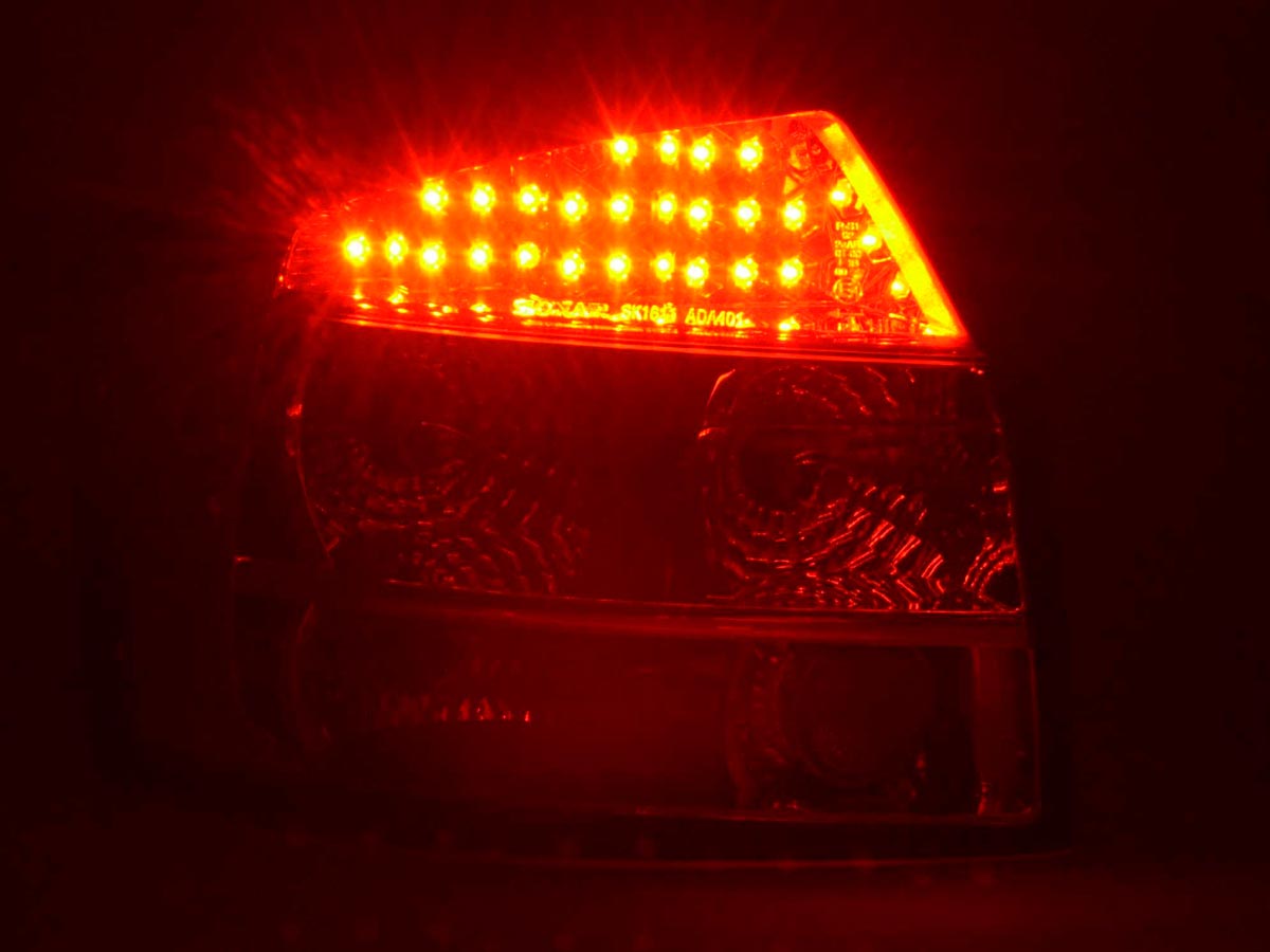 LED Rückleuchten Set Audi A4 Limousine Typ 8E Bj. 01-04 chrom