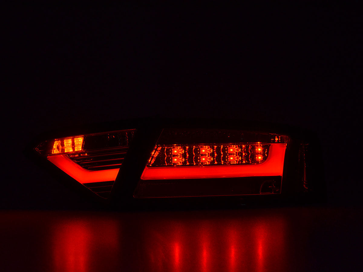 LED Rückleuchten Set Lightbar Audi A5 8T Coupe/Sportback Bj. 07-11 rot/schwarz