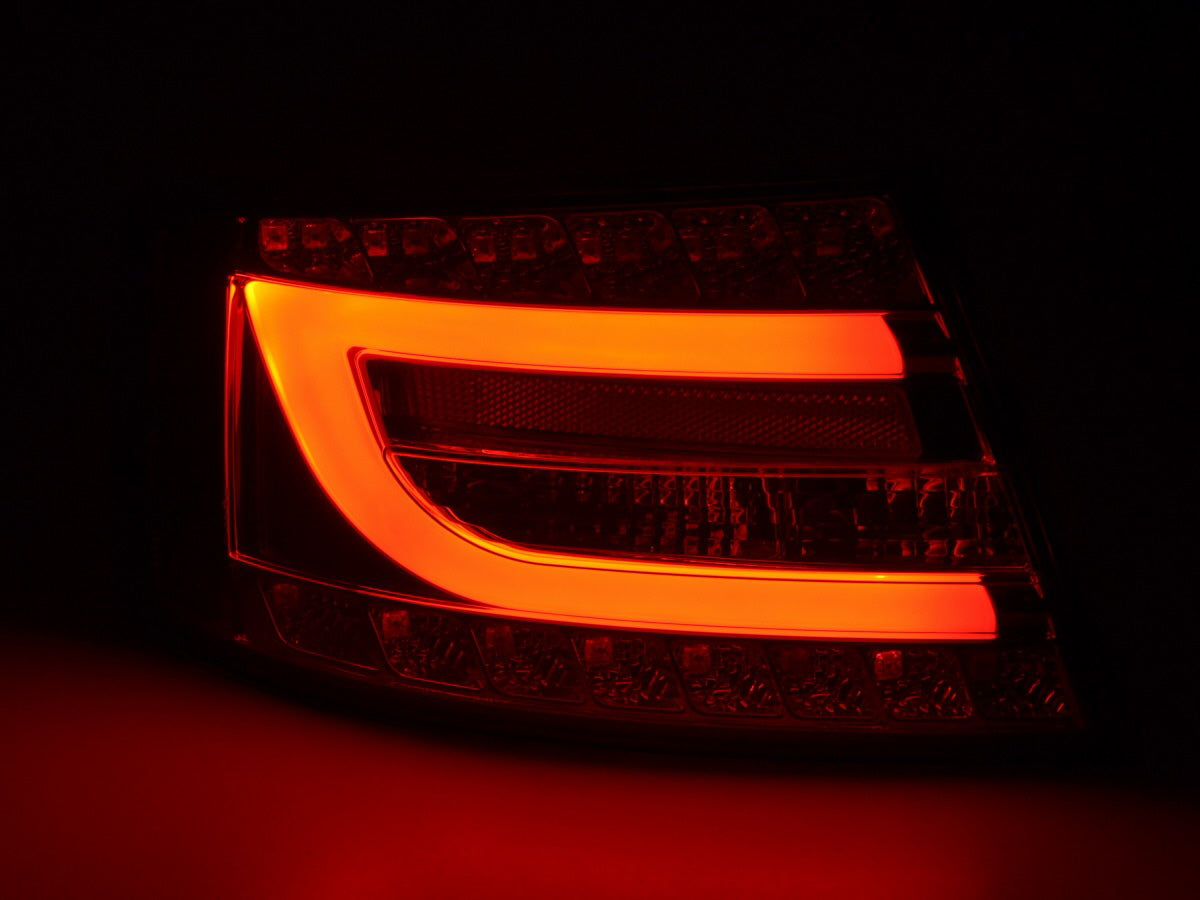 LED Rückleuchten Set Lightbar Audi A6 4F Limo Bj. 04-08 rot/klar