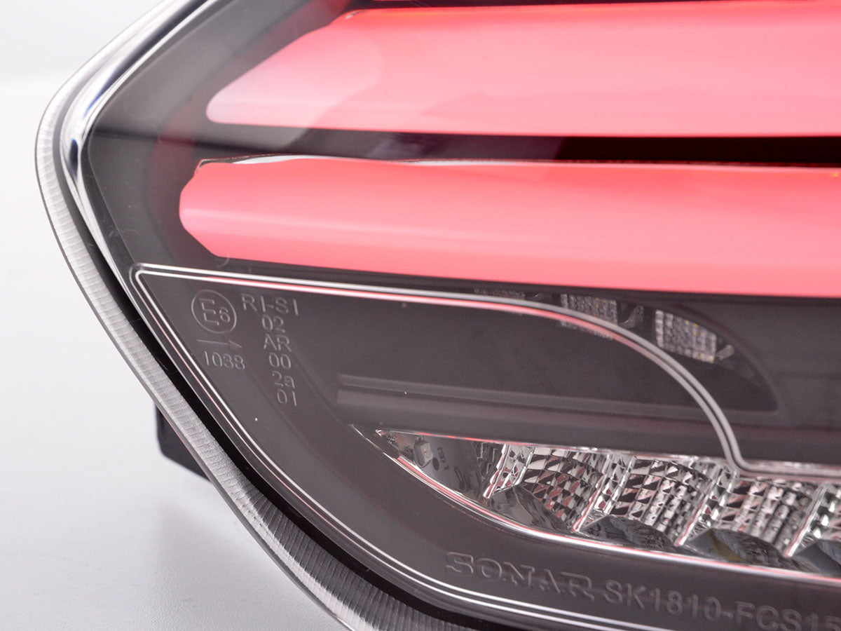 LED Rückleuchten Ford Focus 3 5-Türer Schrägheck Bj. 14-18 schwarz