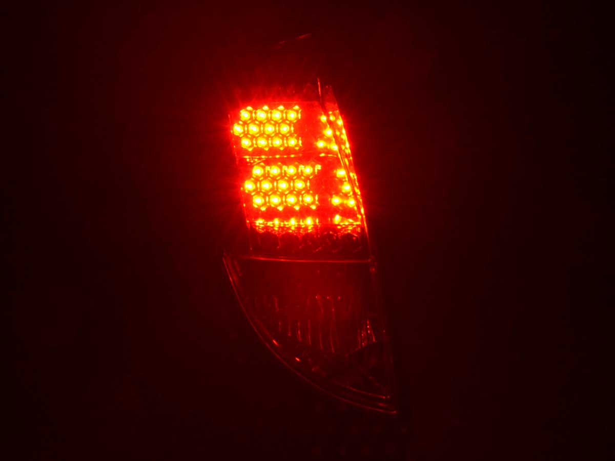 LED Rückleuchten Set Ford Focus Typ DAW/DBW/DFW/DNW Bj. 98-04 chrom