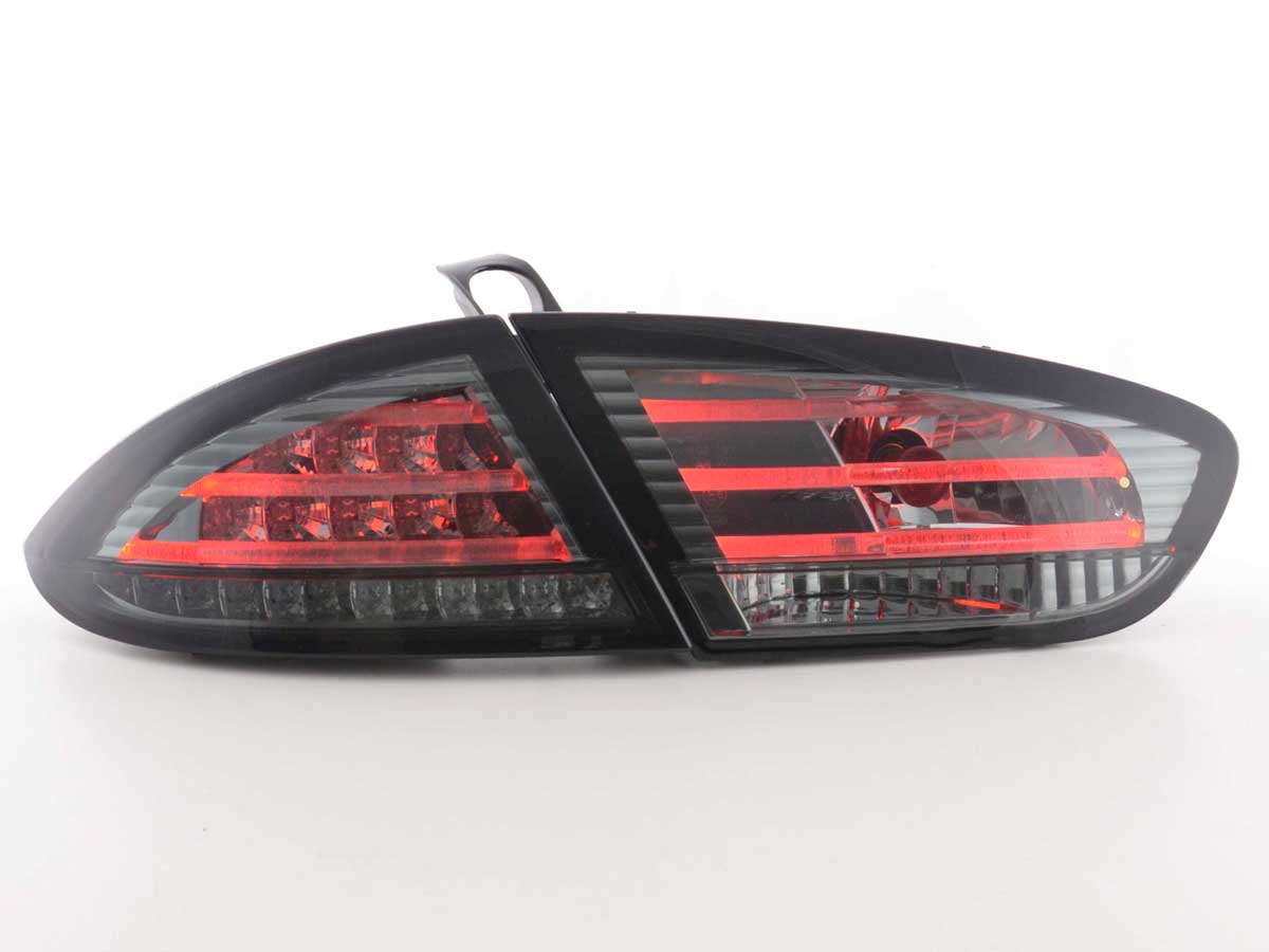 LED Rückleuchten Set Seat Leon Typ 1P Bj. 09-12 schwarz