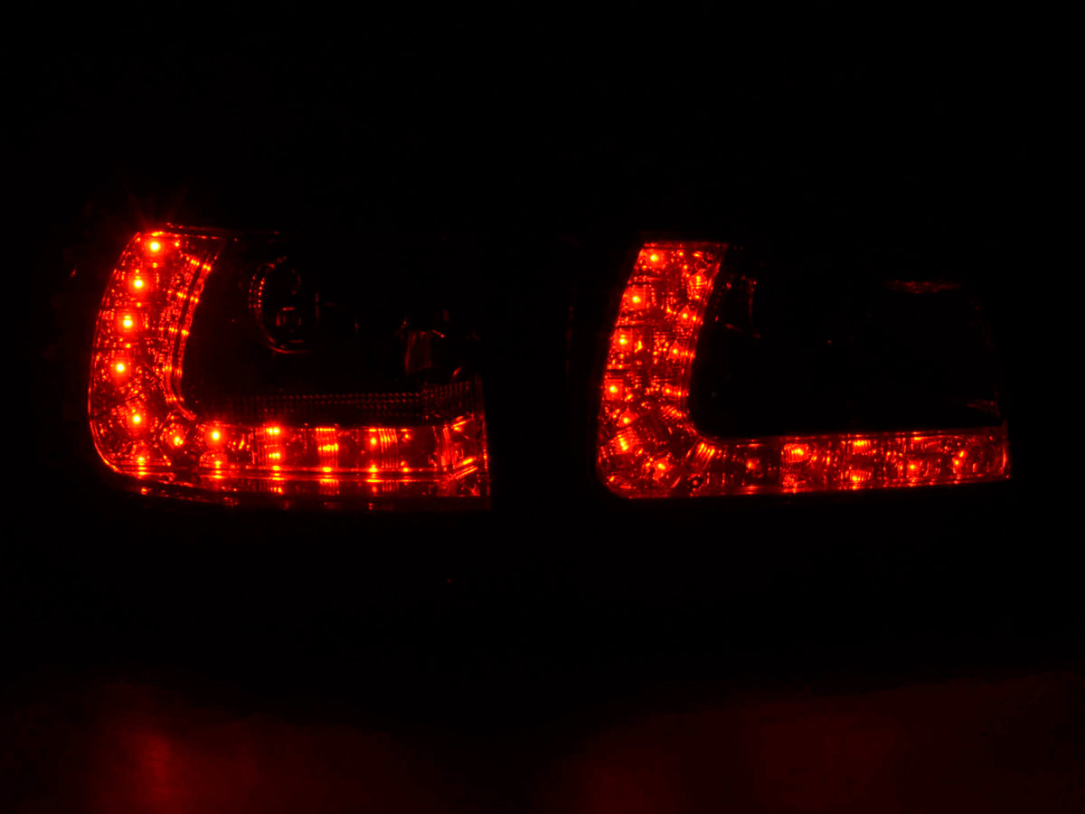 LED Rückleuchten Set VW Touareg Typ 7L  03-09 schwarz