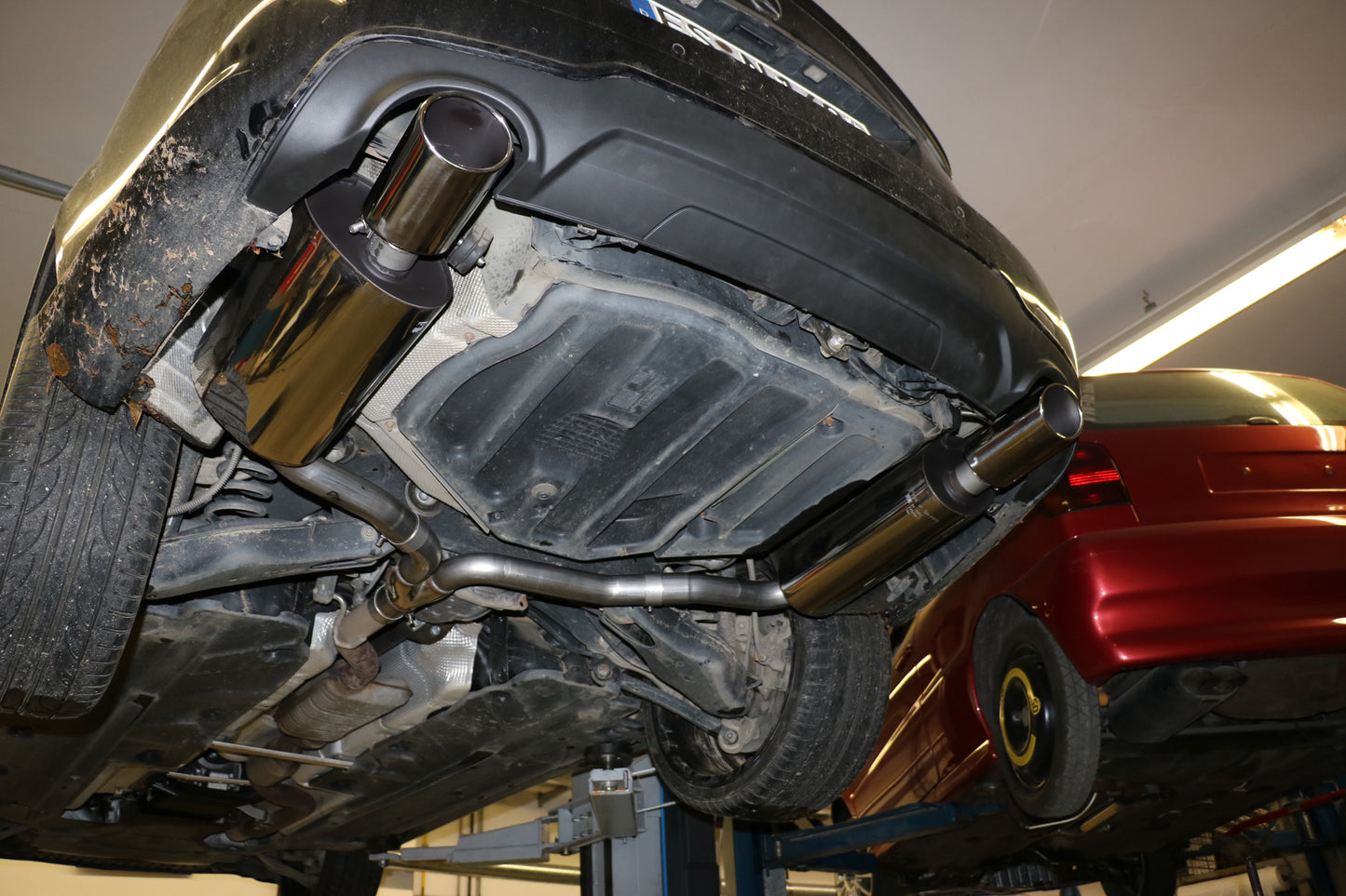 Mercedes C-Klasse 4 Zylinder - W204/S204 Endschalldämpfer rechts/links mit Y-Verbindungsstück - 115x85 Typ 32 rechts/links