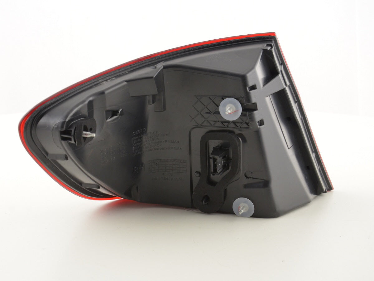 Verschleißteile Rückleuchte LED rechts BMW 5er F10 Limo Bj. 10-13 rot