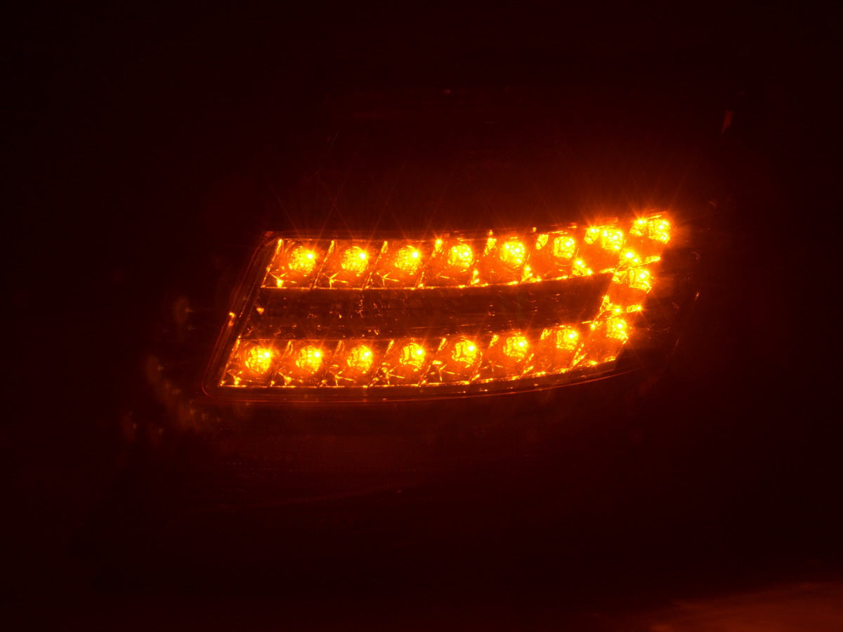 Verschleißteile Rückleuchte LED rechts Mercedes C-Klasse Kombi (204) Bj. 07-11 rot/klar