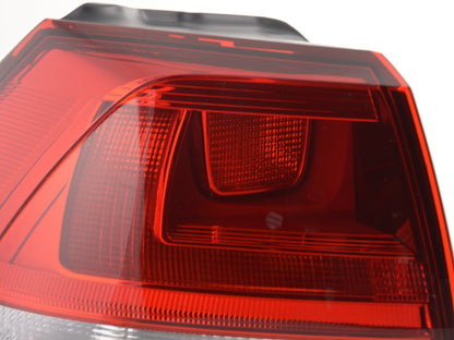 Verschleißteile Rückleuchte links VW Golf 7 Bj. ab 2012 schwarz
