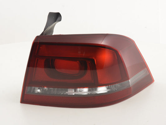 Verschleißteile Rückleuchte rechts VW Passat 3C Limo Bj. 10-14 schwarz