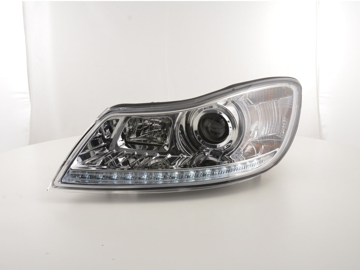 Scheinwerfer Set Daylight LED TFL-Optik Skoda Oktavia ab Bj. 2009 chrom