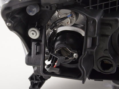 Verschleißteile Scheinwerfer links Toyota Avensis (Typ T25) Bj. 03-06