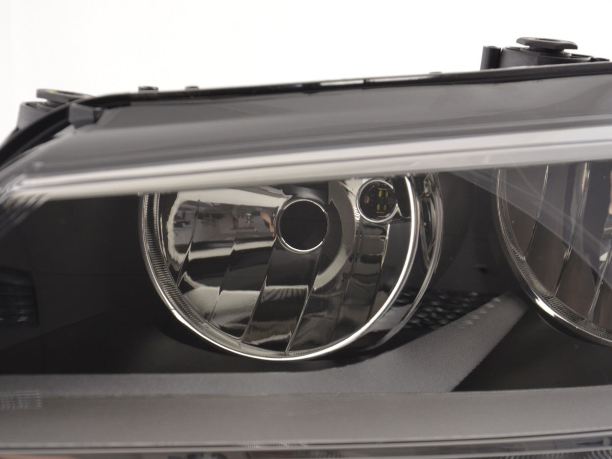 Verschleißteile Scheinwerfer links VW Jetta 6 Bj. ab 2010 schwarz