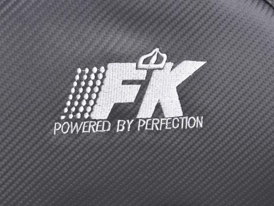 FK Sportsitze Auto Halbschalensitze Set Spacelook Carbon in Motorsport-Optik