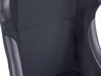 FK Sportsitze Auto Vollschalensitze Set Basic in Motorsport-Optik