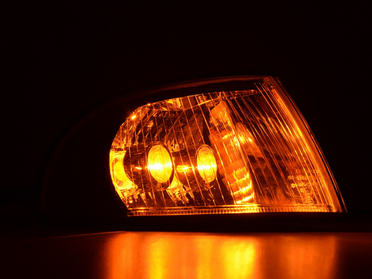 Verschleißteile Frontblinker rechts Audi A4 B5 Bj. 94-99