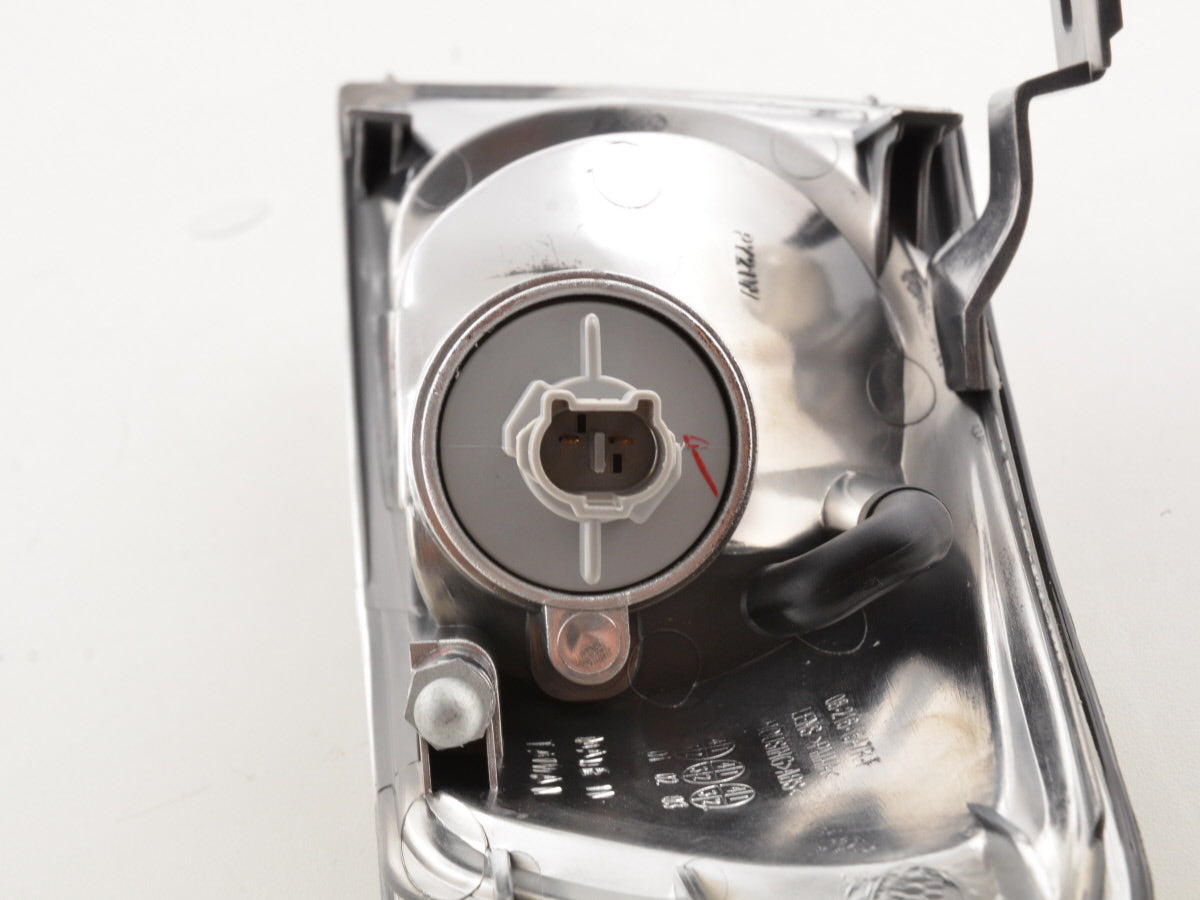 Verschleißteile Frontblinker rechts Mazda Capella Bj. 00