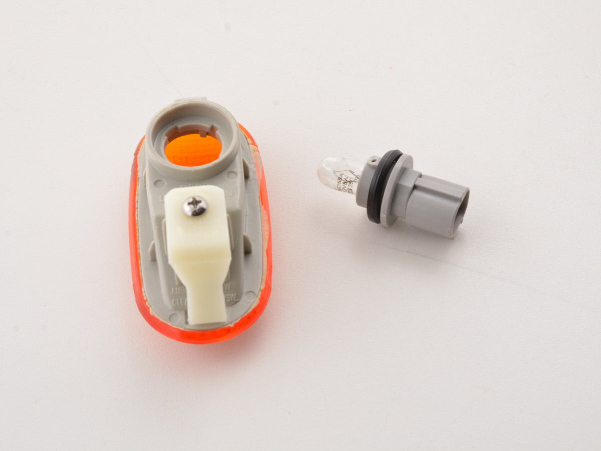 Verschleißteile Seitenblinker Mitsubishi Lancer Bj. 93